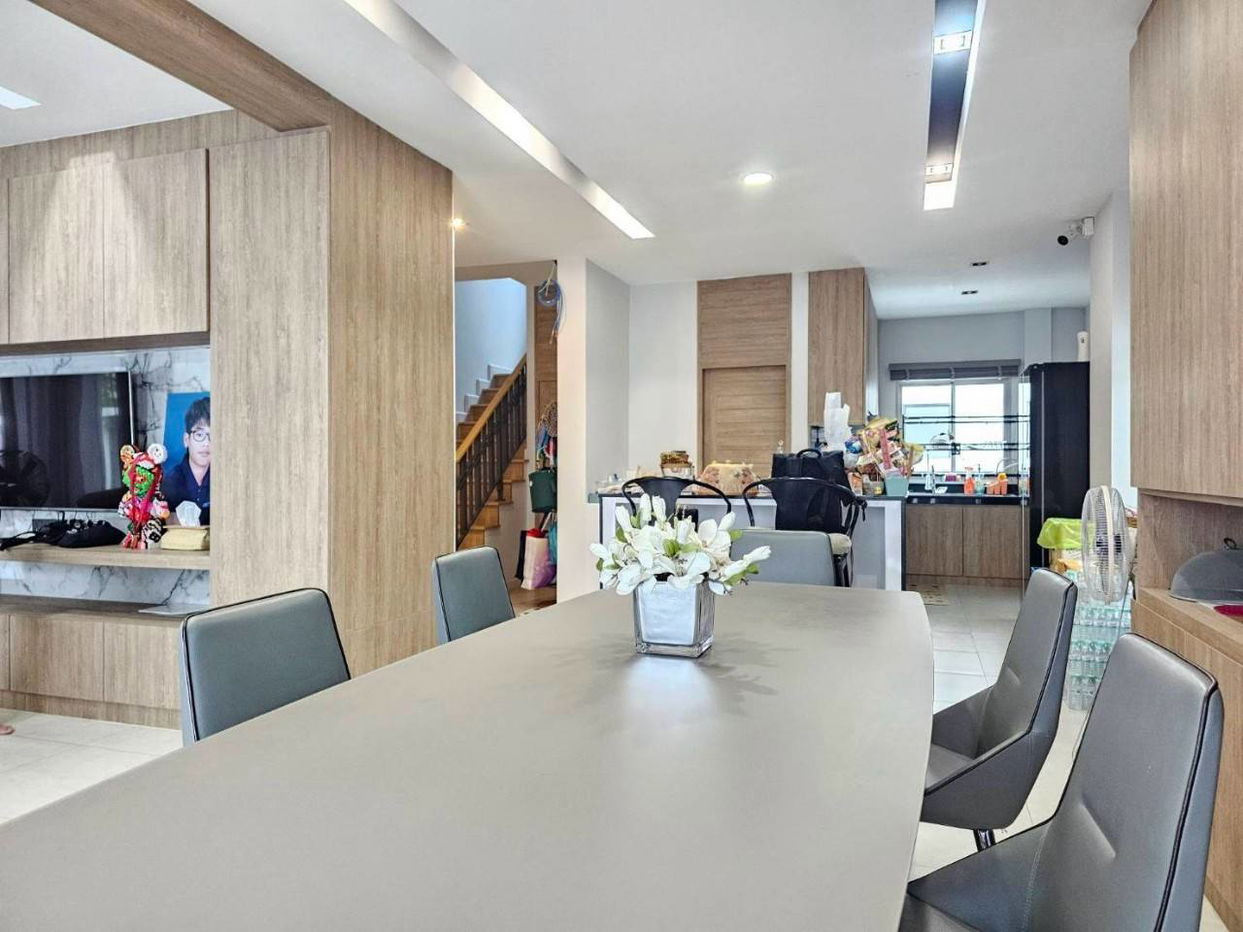 picture Patta Prime 3 Bedrooms House for Sale - 4/11