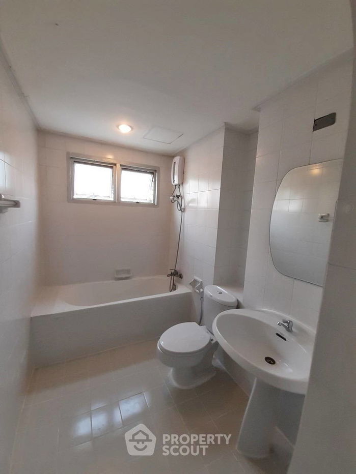 รูป คอนโด 2-ห้องนอน ที่ วอเตอร์ฟอร์ด พาร์ค พระราม 4 ใกล้ BTS พระโขนง (ID 1803541) - รูปที่ 8/9