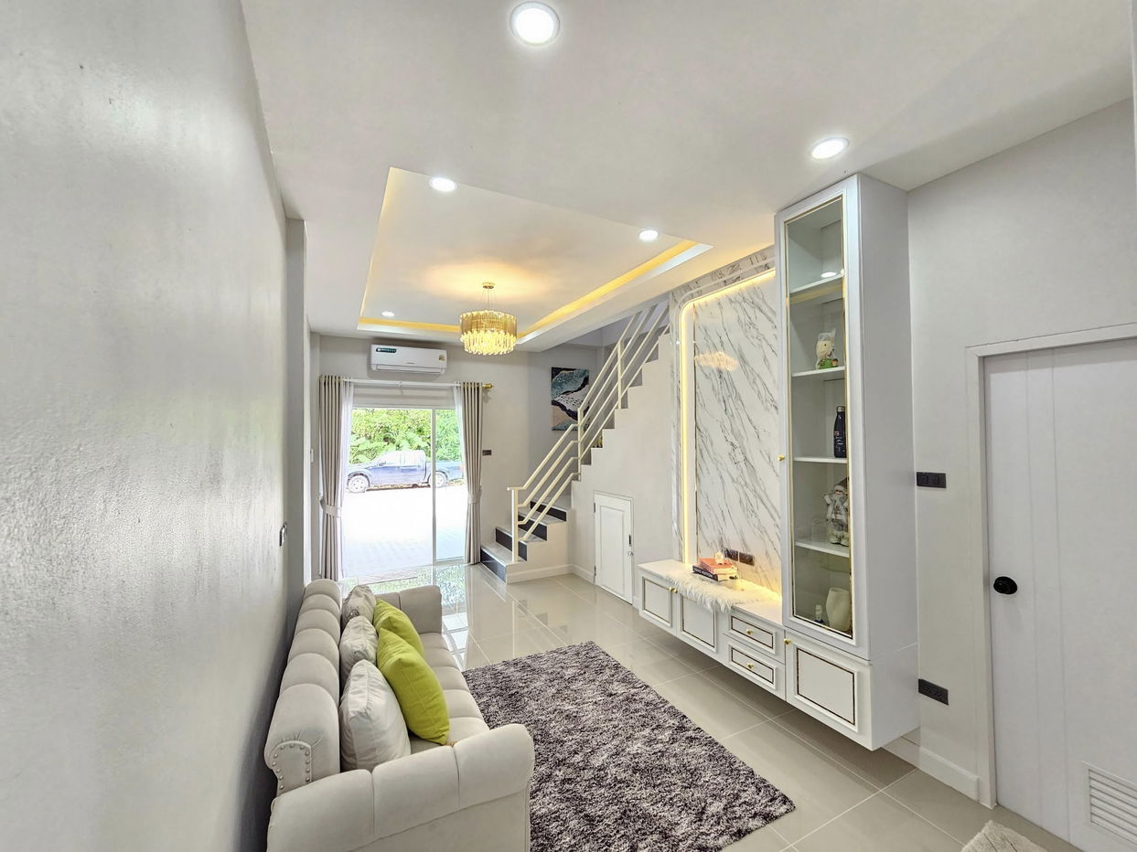 picture 2-Storey Townhome for Sale – Chai Phon Withee - 4/13
