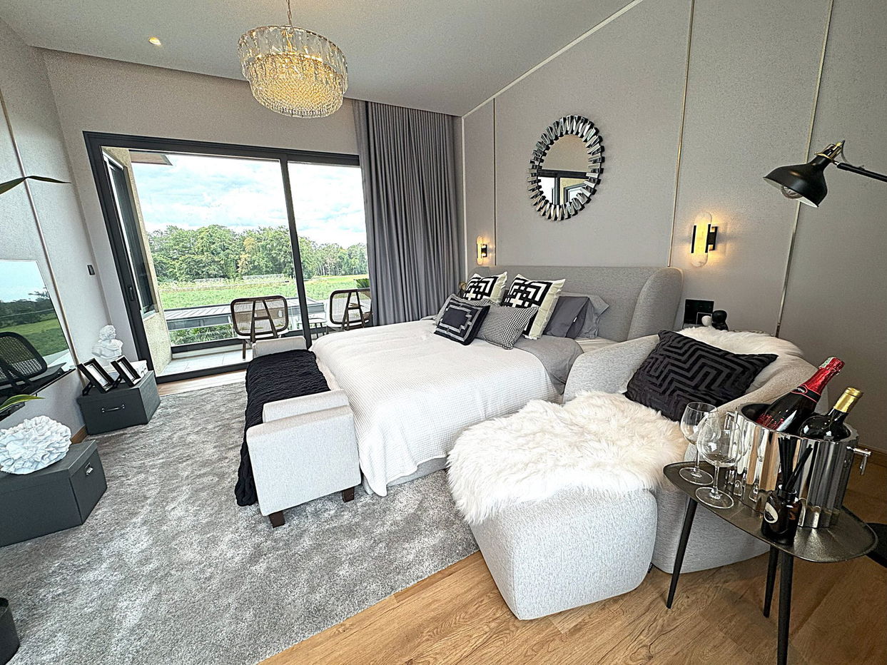 picture Prime Habitat Villa Pattaya for Sale - 9/19