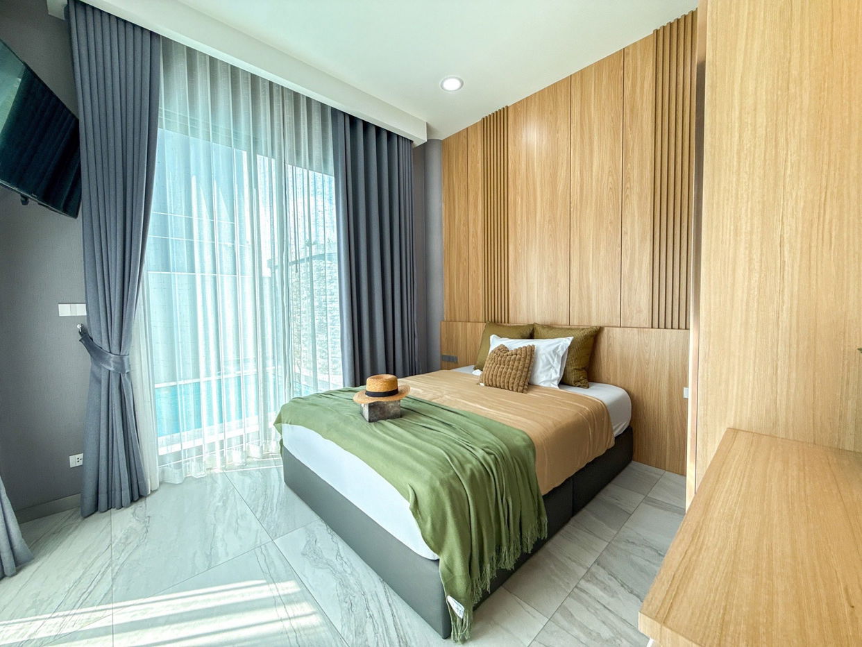 picture Luxury Pool Villa for Sale – Prime Mabprachan Location - 14/21