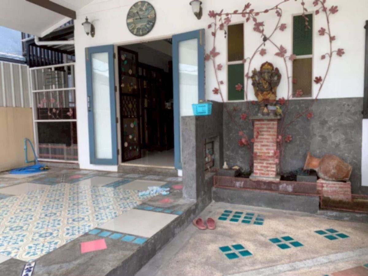 รูป 🔑 ให้เช่าและปล่อยขายบ้านเดี่ยว 2 ชั้น ใจกลางรัชดาภิเษก ซอย 7 📍 ทำเลดีเยี่ยม ใกล้รถไฟฟ้า MRT และศูนย์กลางธุรกิจ - รูปที่ 8/11