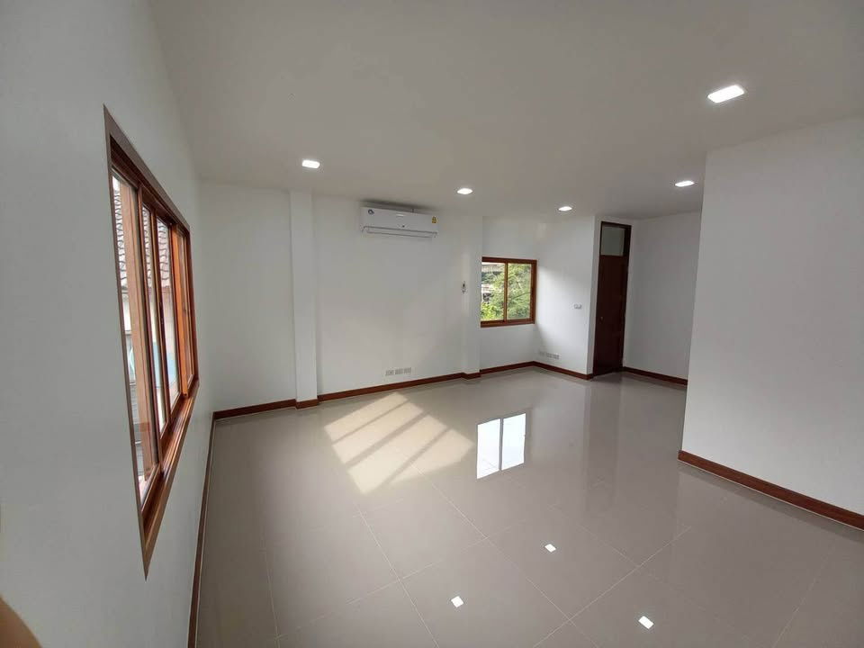 รูป HR3080ให้เช่าบ้านเดี่ยว หลังใหญ่เนื้อที่ 90 ตรว.ย่านประชาชื่น ใกล้สถานีกลางบางซื่อ เดินทางสะดวกใกล้ทางด่วน - รูปที่ 15/36