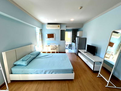 เช่าคอนโด มาร์เก็ต เพลส นางลิ้นจี่ : ให้เช่า ฟลอเลส สาทร ใกล้ BTS สุรศักดิ์