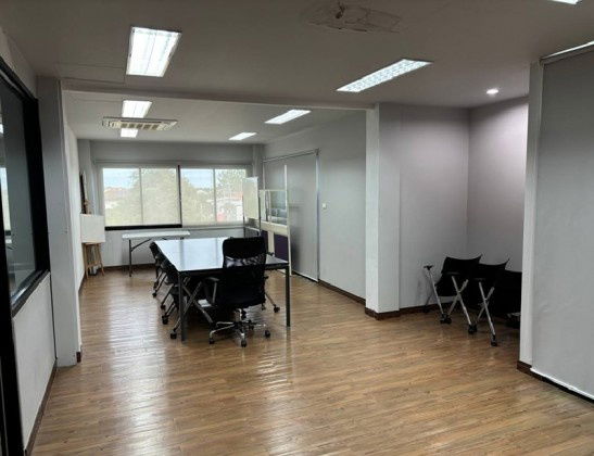 รูป ให้เช่า โฮมออฟฟิศ 4 ชั้น / พร้อมเฟอร์นิเจอร์สำนักงาน ซอยนวมินทร์ 36 / พื้นที่ 545 ตารางเมตร - รูปที่ 10/16