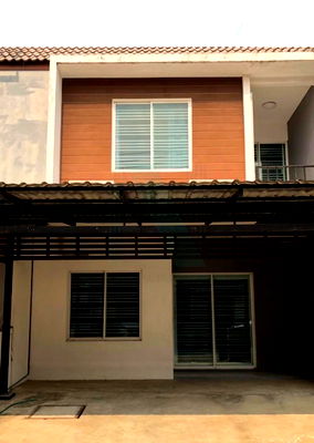 เช่าทาวน์โฮม สนามบินสุวรรณภูมิ : 📌 ให้เช่าทาวน์เฮาส์ 2 ชั้น เดอะ คัลเลอร์ส พรีเมี่ยม บางนา กม.8 3 ห้องนอน 2 ห้องน้ำ