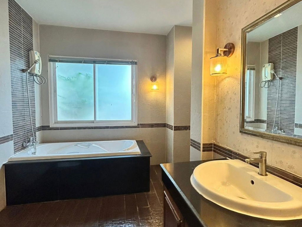 รูป ขาย เดอะลากูนน่าโฮม สันทราย 6ห้องนอน 7ห้องน้ำ ที่ดิน 3 งาน. (ID:717HS) - รูปที่ 31/36