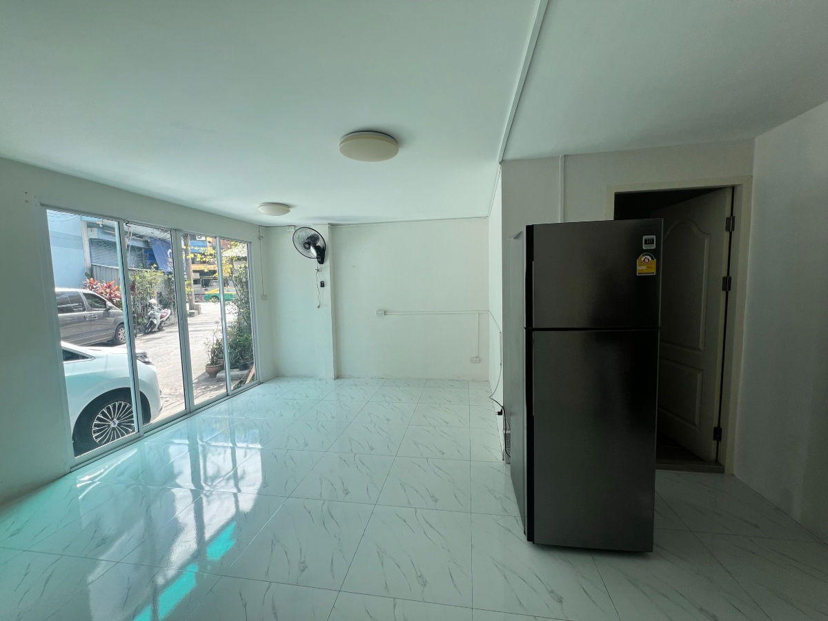 picture Townhouse 3 Room Udomsuk 47 Road - 4/6