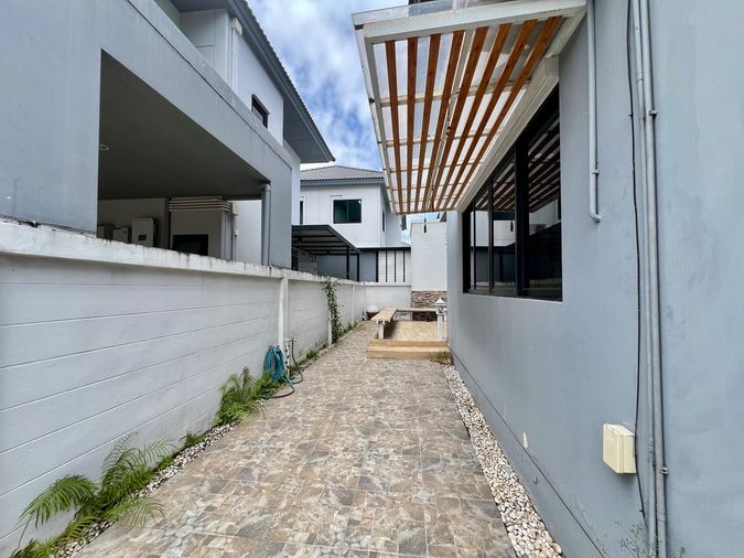 3-bed house for sale, 118 sqm, 42 sq wah, Sena Park Ville Ramindra-Wongwaen