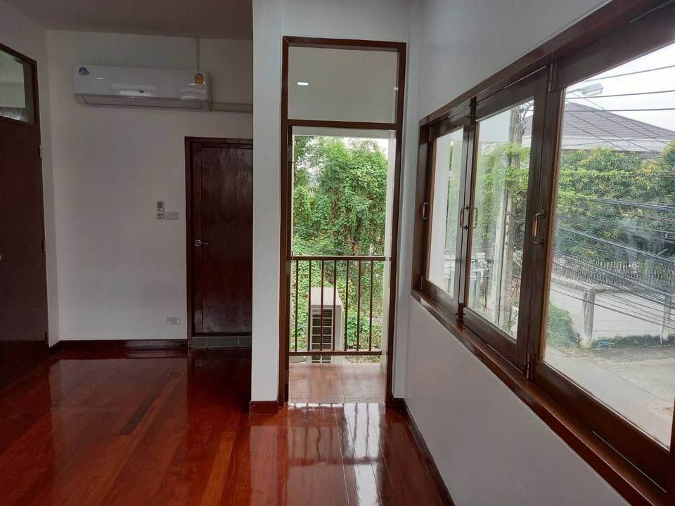 รูป HR3080ให้เช่าบ้านเดี่ยว หลังใหญ่เนื้อที่ 90 ตรว.ย่านประชาชื่น ใกล้สถานีกลางบางซื่อ เดินทางสะดวกใกล้ทางด่วน - รูปที่ 28/36