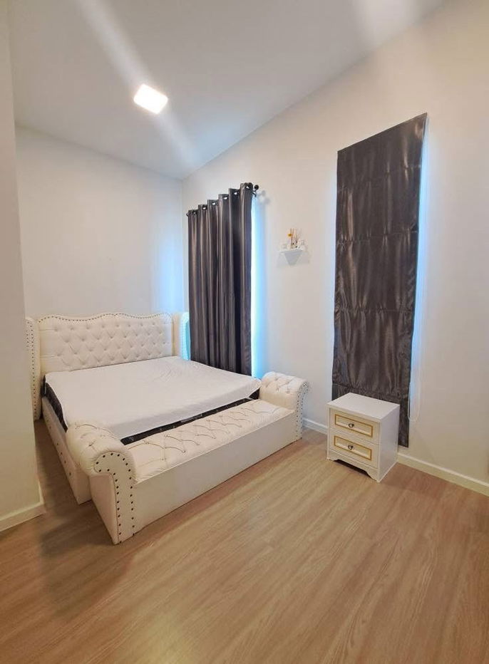 รูป 🏡 ให้เช่า ทาวน์โฮม 2 ชั้น “หมู่บ้านอณาสิริ รามคำแหง” 3 ห้องนอน | 3 ห้องน้ำ บ้านสวยตกแต่งครบ มีเฟอร์นิเจอร์ - รูปที่ 4/15