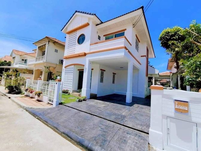 3-bed townhouse for rent, 129 sqm, 41.2 sq wah, Chuan Cheun Prachauthit