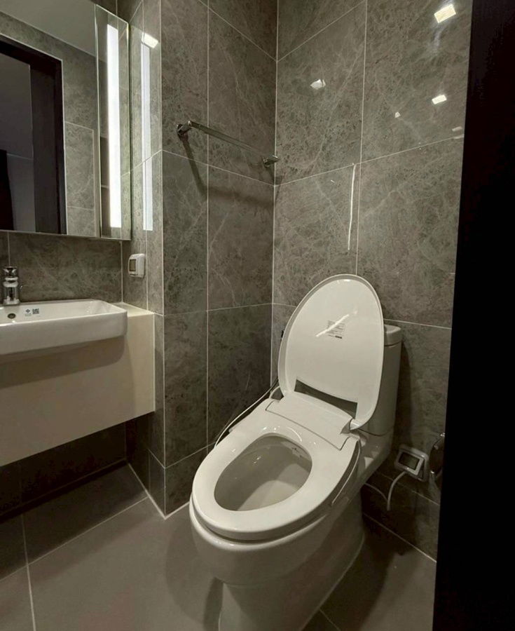 picture 🔑✨ Exclusive Offer – Fully Furnished Condo at Noble Around Ari  - 11/21