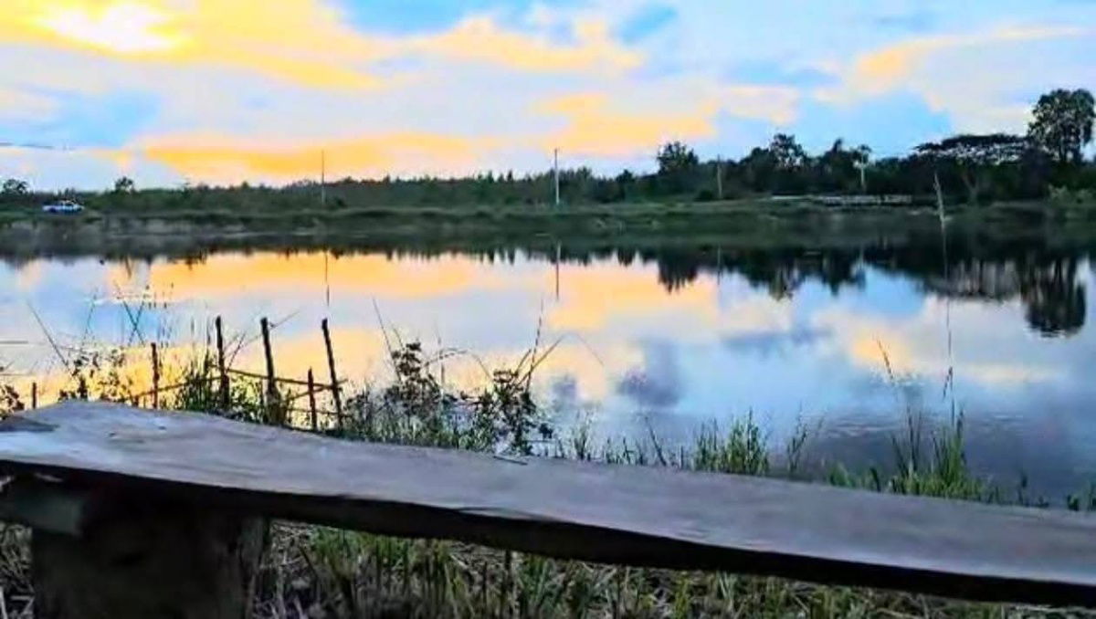 รูป บรรยากาศสุดชิว ริมน้ำห้วยตะเคียนวิวเขาลูกโต จ.เพชรบุรี100ตรวเพียง599000ผ่อน2ปีฟรีดอกจอง10000ทำสัญญา50000แถมฟรีถมแล้ว - รูปที่ 8/23