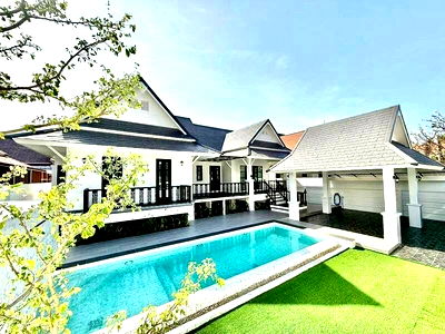 บ้านเดี่ยว ถนนจอมเทียนสาย 2 : ขายพลูวิลล่าพัทยา ตกแต่งครบพร้อมเฟอร์ ชัยพฤกษ์ 2 ใกล้หาดจอมเทียน