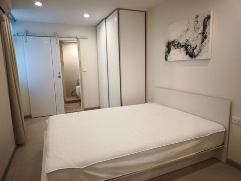 35 ตรม 1 ห้องนอน พร้อมที่จอดรถ | ห่าง เซ็นทรัลปิ่นเกล้า 1.5 km | Line: Chuch_cha เจ้าของ