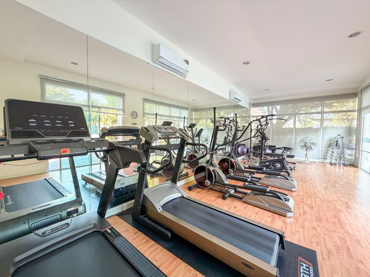 รูป ขายบ้านเดี่ยว 2 ชั้น  บางกอก บลูเลอวาร์ด ราชพฤกษ์-พระราม5-2  ติดถนนราชพฤกษ์ ไม่ต้องเข้าซอย 💕หน้าบ้านไม่ชนใคร ✅รีโนเวทใหม่ทั้งหลัง - รูปที่ 26/27