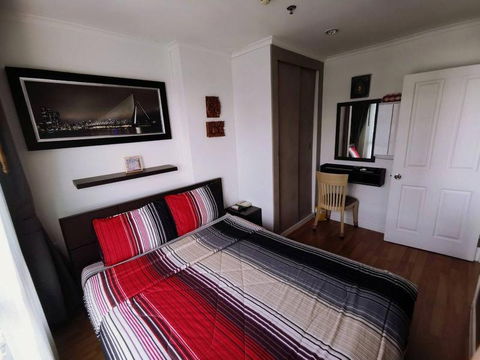 P-137743 ให้เช่า คอนโด ลุมพินี พาร์ค ริเวอร์ไซด์ พระราม 3 Bang Phong Phang, Yan Nawa, Bangkok พร้อมอยู่ ราคาถูก Line Id @easythaihome 085-592-2897