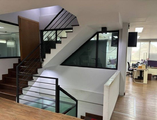 รูป ให้เช่า โฮมออฟฟิศ 4 ชั้น / พร้อมเฟอร์นิเจอร์สำนักงาน ซอยนวมินทร์ 36 / พื้นที่ 545 ตารางเมตร - รูปที่ 7/16