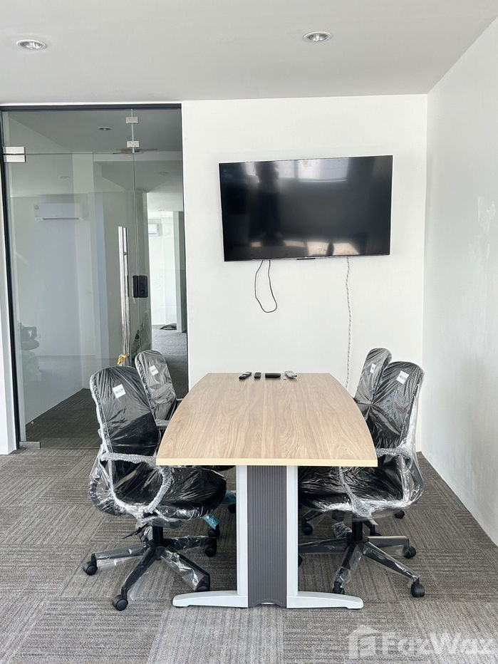 รูป ทาวน์เฮ้าส์ให้เช่า 10 ห้องนอน ในโครงการ บิซ แกลเลอเรีย นวลจันทร์ 5576051 - รูปที่ 8/30