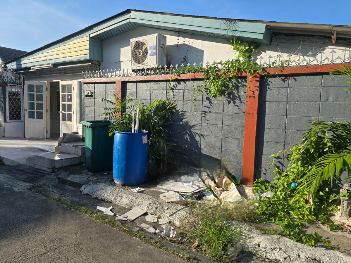 รูป บ้านชั้นเดียว ให้เช่า 100ตรว. เหมาะทำเป็นที่เก็บสินค้า ไลฟ์สด อยู่ถนนสุทธิสาร ใกล้MRTเพียง1กิโล - รูปที่ 1/21