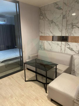 For rent, Ideo Sathorn-Wongwian Yai, 1 bedroom, 14th floor, near Charoenrat Market.
