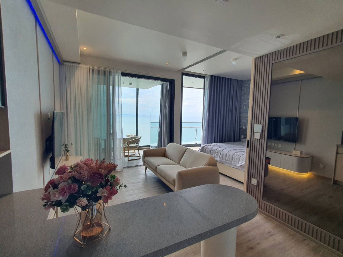 picture Arom Wongamat for Rent - Luxury Beachfront Condo Wongamat Beach in Pattaya , Seaview Ready to move in - 2/28