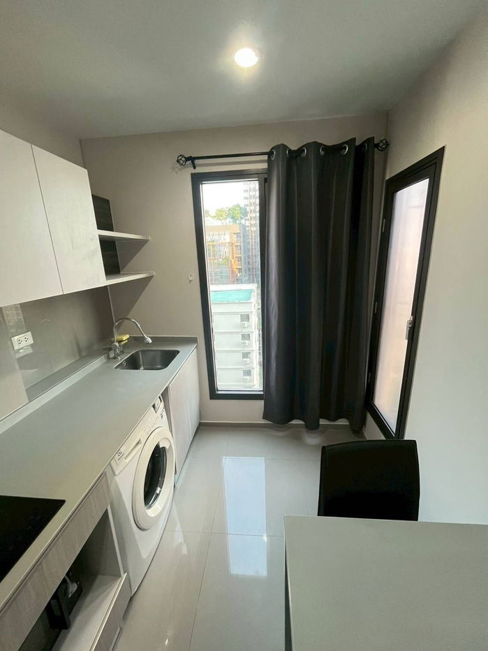 picture condo Centric Ratchada Huai Khwang fully furnished and best price ready to move in - 6/11