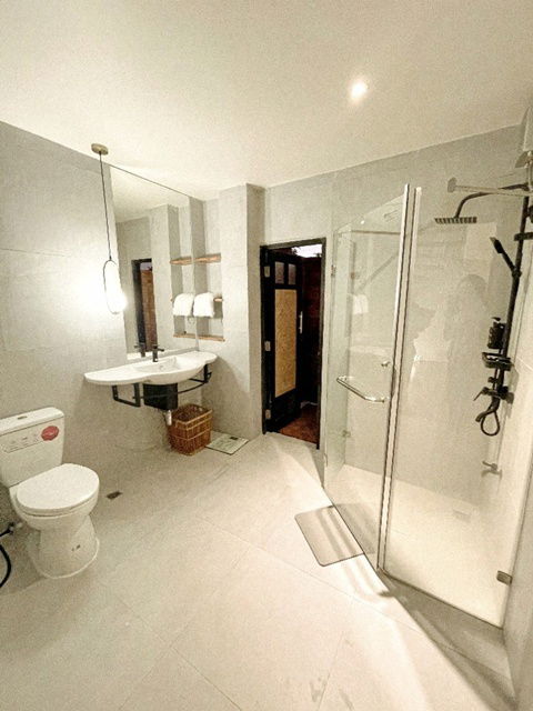 รูป แยกหนองจ๊อม สันทราย ตกแต่งพร้อมอยู่ เช่าบ้านพักพูลวิลล่า2 ชั้น พร้อมสระว่ายน้ำส่วนตัว149 ตร.วา. รร.บ้านศรีบุญเรือง 1.3 กม. - รูปที่ 6/8