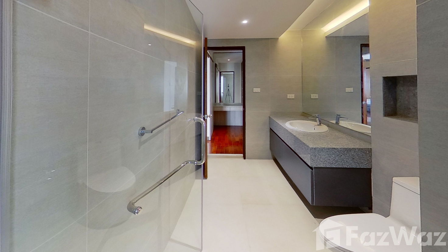 รูป คอนโดให้เช่า 3 ห้องนอน ในโครงการ รีเจ้นท์ ออน เดอะ พาร์ค 1 776530 - รูปที่ 14/21