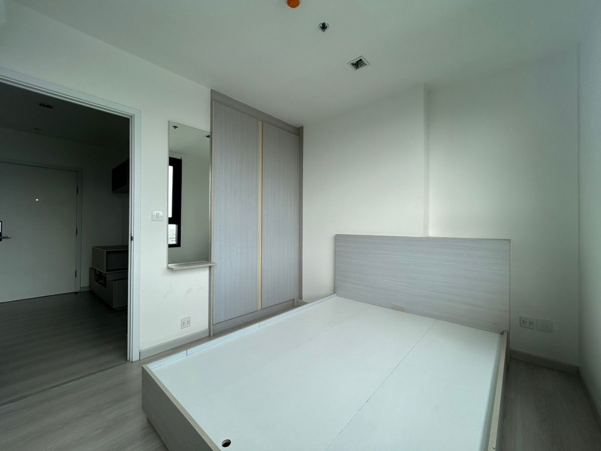 รูป JK 6948621 : สกายไลน์ รัตนาธิเบศร์ - รูปที่ 25/33