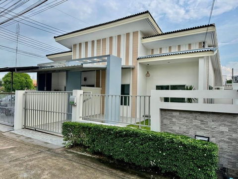 Beautiful house for sale in Pattaya, Cozy Ville Village, Nen Plab Wan - Phatthanakan 1
