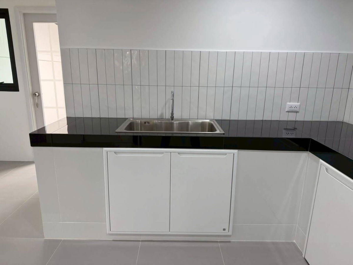 รูป ทาวน์โฮม 3 ชั้น เล่นระดับ แต่งใหม่ ซอยนาคนิวาส37 โชคชัย4 ซอยนาคนิวาส37 แยก 1-8 ถนนประดิษฐ์มนูธรรม ลาดพร้าว - รูปที่ 10/37