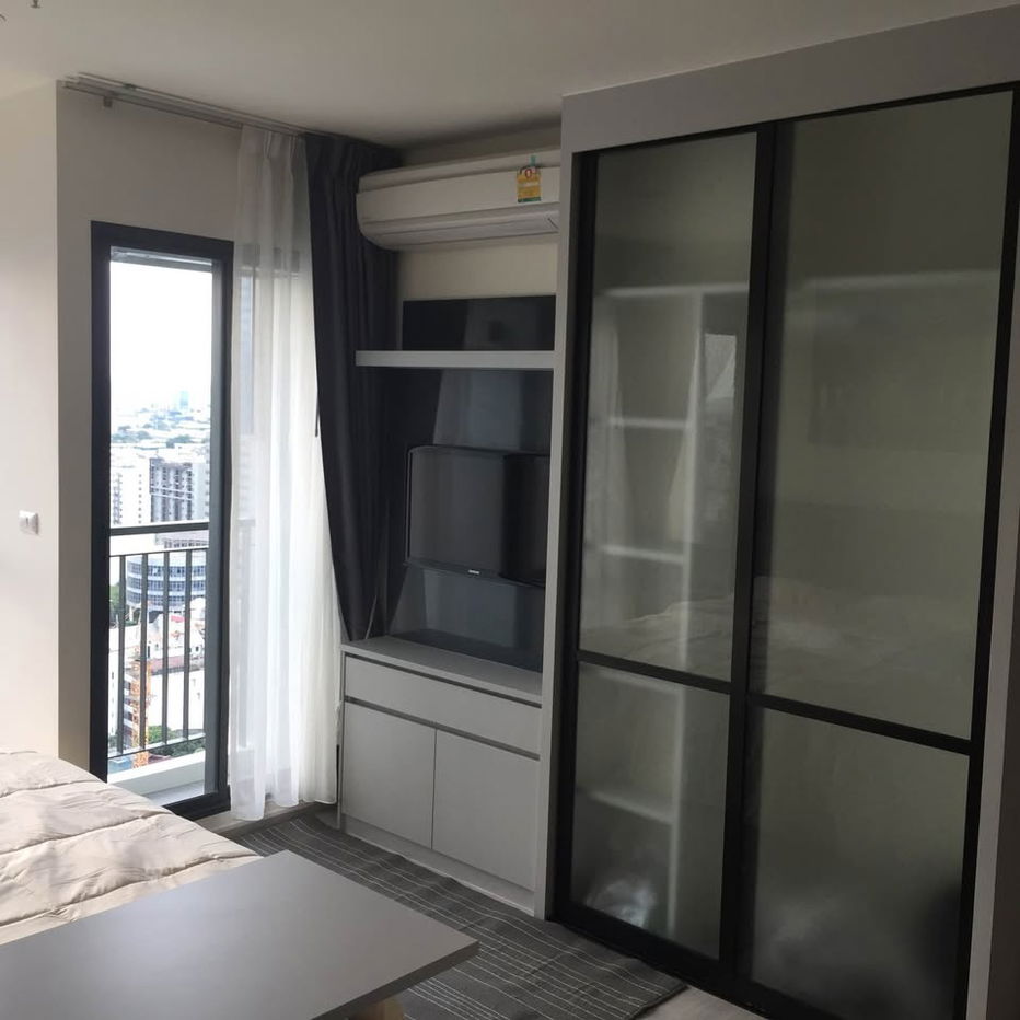 picture RS3842 RHYTHM ASOKE 1 for rent near MRT Rama 9 - 3/6