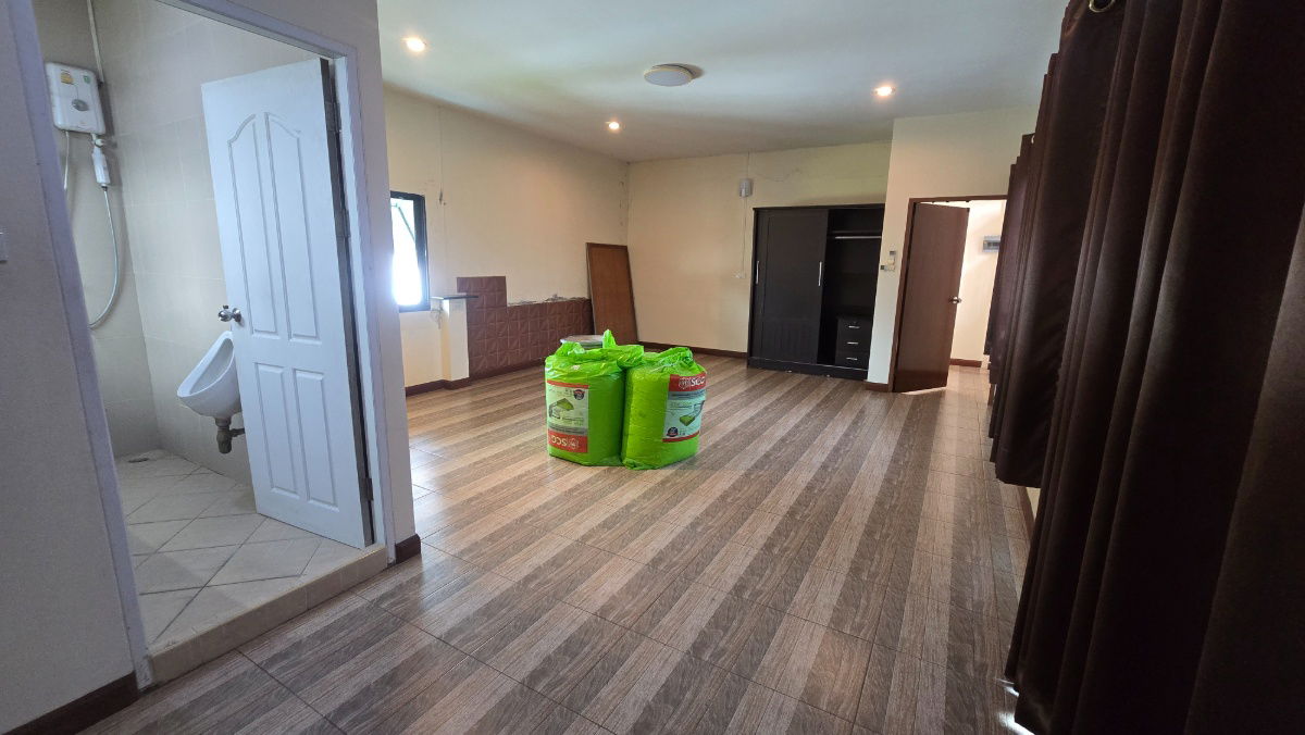 รูป 🏢 ให้เช่าโฮมออฟฟิศ 5 ชั้น — ทำเลทอง ย่านห้วยขวาง  - รูปที่ 11/15