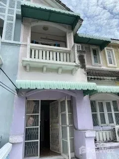 picture 3 Bedroom Townhouse for rent at Park Gallery 1627966 - 3/5