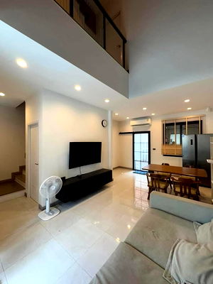 เช่าทาวน์โฮม เดอะ คริสตัล เอสบี : code : E90 ให้เช่าทาวน์โฮม เดอะ เมิร์ธ ไลท์ พระราม 5 – ราชพฤกษ์ (The Mirth Lite Rama 5 – Ratchaphruek) | 