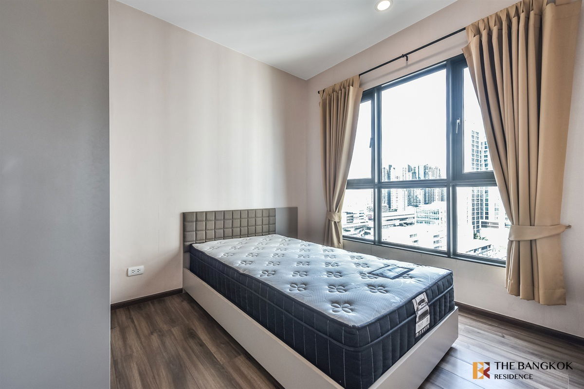 picture  Teal Sathorn-Taksin 💖 Beautiful unit, fully furnished 🛌🏻 Near BTS Wongwian Yai  - 8/10