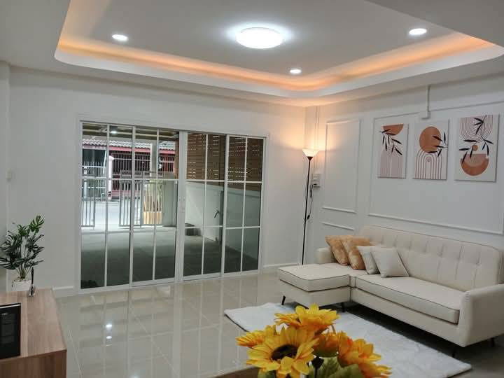 รูป ขายบ้าน 2 ชั้น รีโนเวทใหม่ทั้งหลัง ใจกลางเมือง ถนนเสือป่า ซอย 4 ต.หน้าเมือง ราชบุรี ใกล้โรบินสัน ตลาดศรีเมือง - รูปที่ 1/14