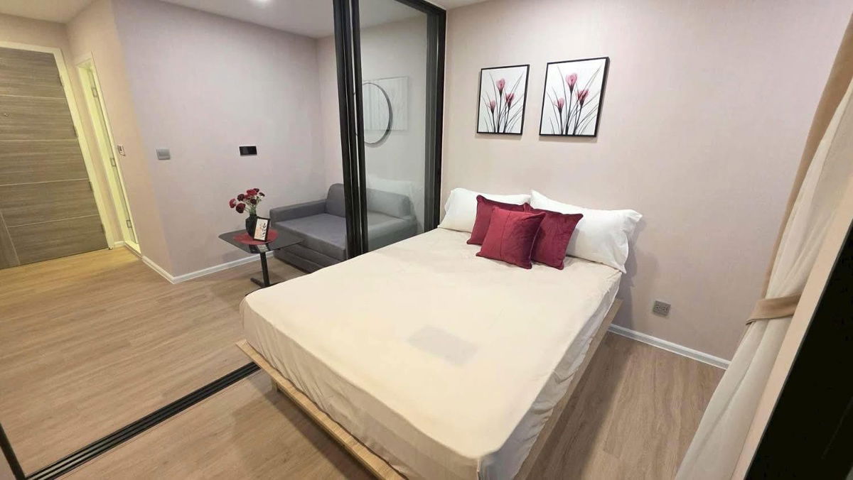 picture code : E89 Atmoz Ratchada–Huaykwang - 1/5