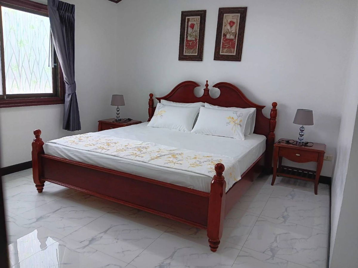 picture For sale house 9.9 million Pattaya - Nern Plabwan - 10/25