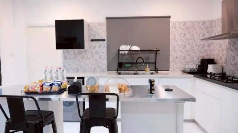 รูป ให้เช่าบ้านเดี่ยว2ชั้น พร้อมสระว่ายน้ำ 5นอน 3น้ำ พร้อมอยู่ ซอยสุขุมวิท 103-อุดมสุข42 - รูปที่ 9/15