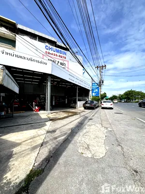 เช่าทาวน์โฮม สถานีรถไฟฟ้าบางบำหรุ : ทาวน์เฮ้าส์ให้เช่า 10 ห้องนอน ใน บางบำหรุ, กรุงเทพมหานคร 1403076