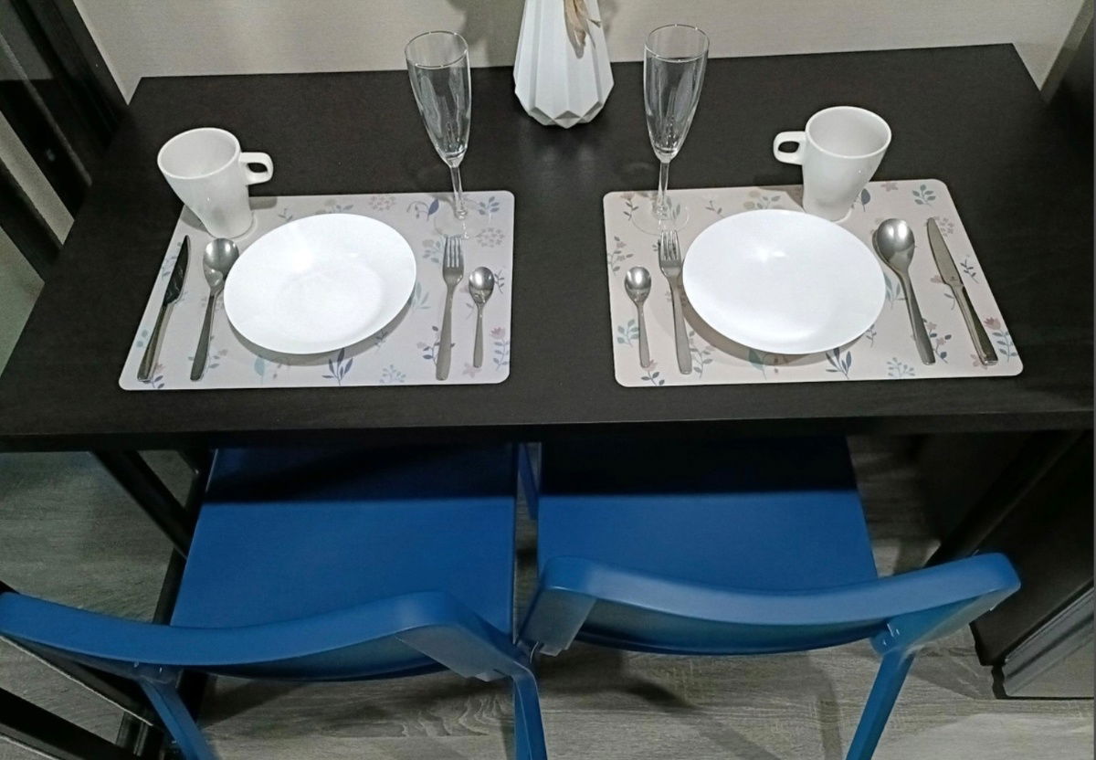 picture For rent: Ideo Mobi Rangnam, beautiful, cheap, good location, ready to move in, near BTS Victory Monument. Interested? Add me on Line @841qqlnr - 4/12