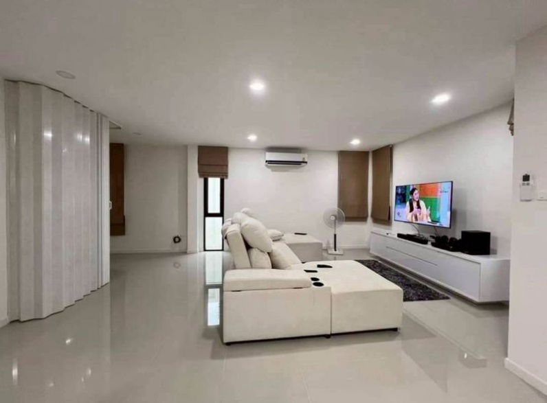 picture 2-storey detached house for rent, corner house, Huai Yai area, Pattaya, Bang Lamung, Chonburi - 5/18