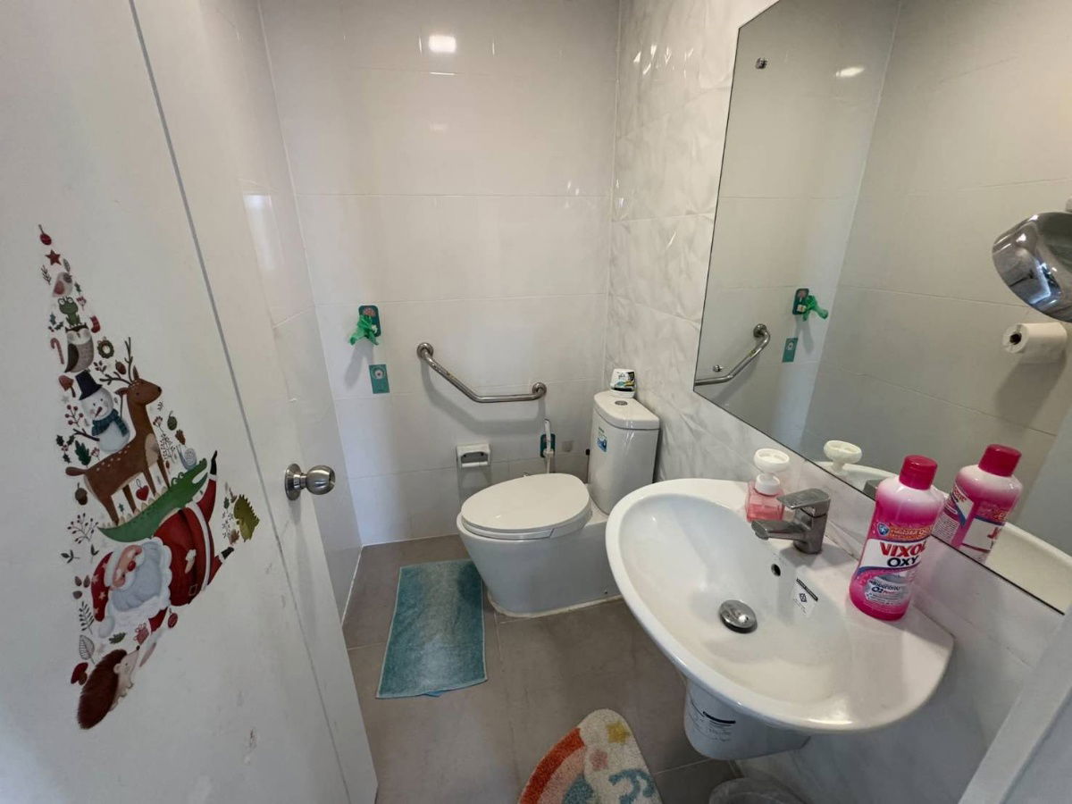 picture 💥CP-9576💥 Premium townhome for rent in Patio Village, Bangna-Wongwaen. Fully furnished and equipped. Ready to move in. 👉 Add Line @expertcondo - 12/21