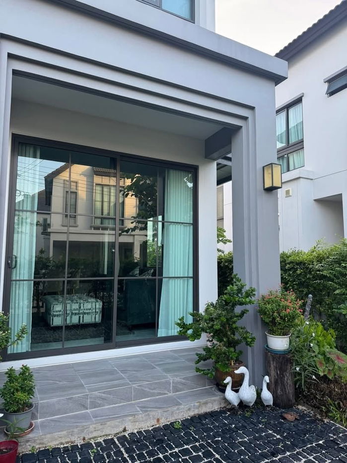 picture For Sell at  Saransiri Ramkhamhaeng - 1/8