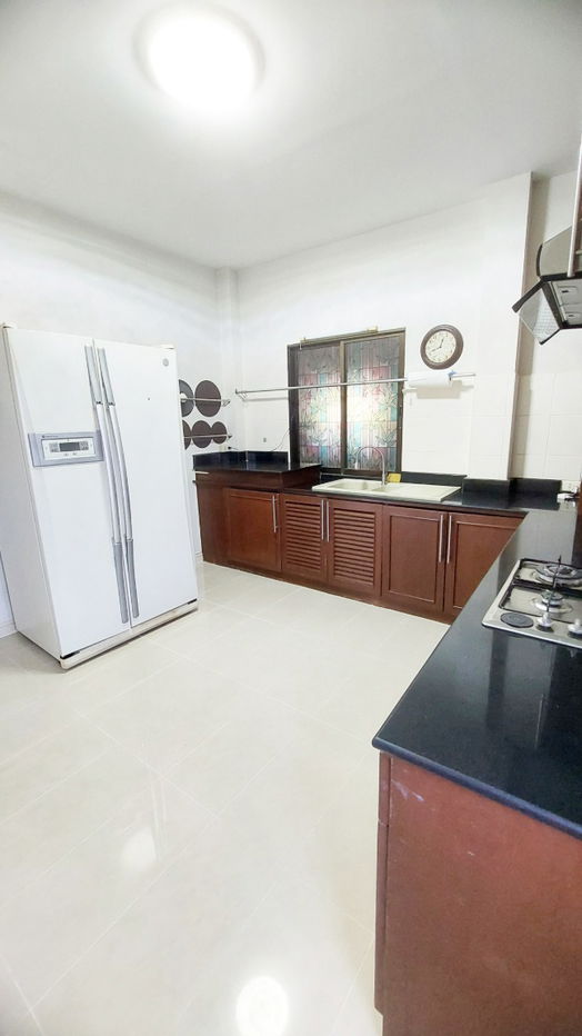 รูป ให้เช่าบ้านเดี่ยวสองชั้น  4 ห้องนอน 3 ห้องน้ำ 2  ห้องครัว  2  ที่จอดรถ - รูปที่ 9/26