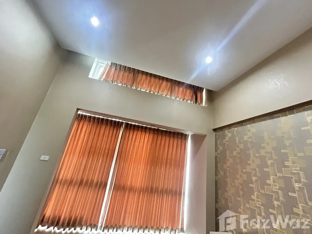 รูป ทาวน์เฮ้าส์ให้เช่า 10 ห้องนอน ในโครงการ บิซ แกลเลอเรีย นวลจันทร์ 5576051 - รูปที่ 25/30