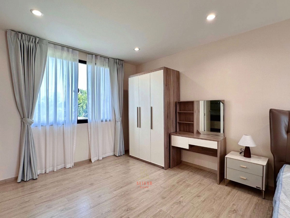 picture SH120025 Townhome for sale, 3.5 floors at Estara Haven, Phatthanakan 20, connected to Thonglor-Ekkamai, only 8 minutes. - 11/17